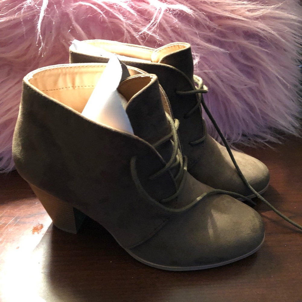 Cool booties